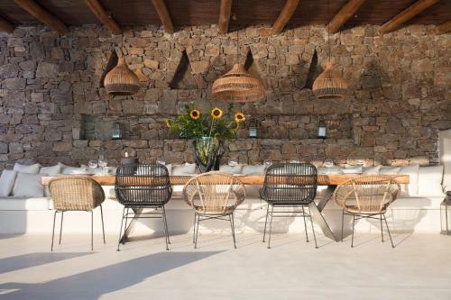 Hostal V&v Guest House - Luxury Suites