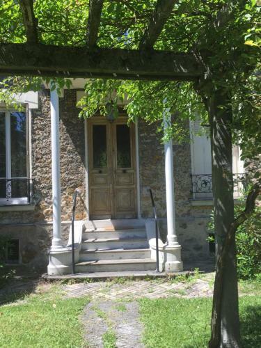 Maison En Pierre De Taille