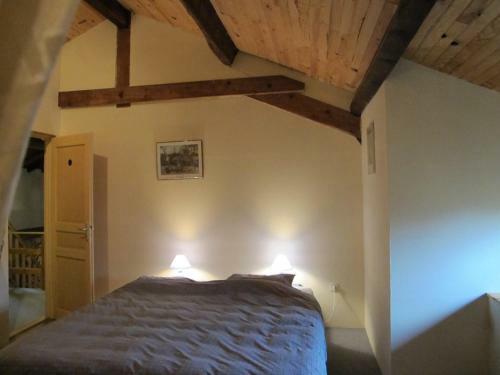 Les Trois Noyers