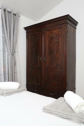Hostal Holiday House Gabrijel