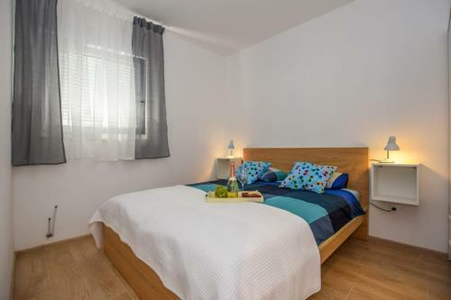 Apartments Milena 8