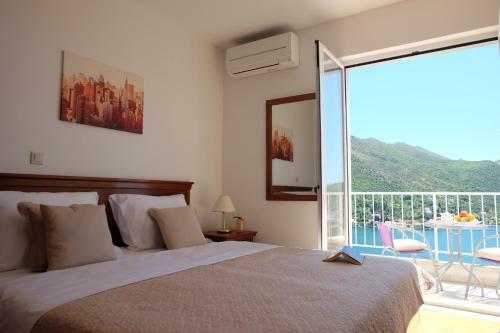 Hostal Blue Diamond Rooms