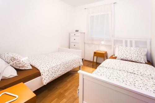 Apartment Lyra