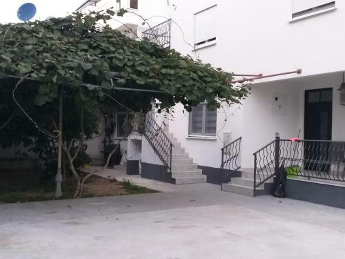Zejnep Apartments