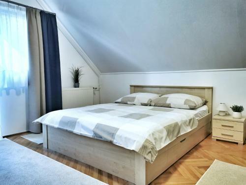 Anita Apartman