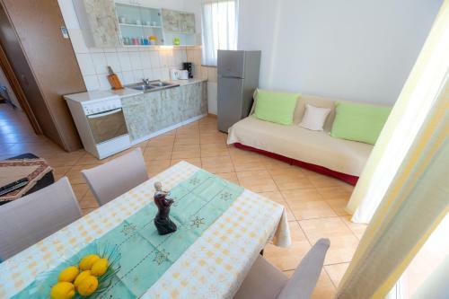 Apartments Marija - Dobropoljana
