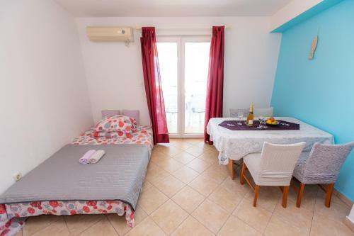 Apartments Marija - Dobropoljana