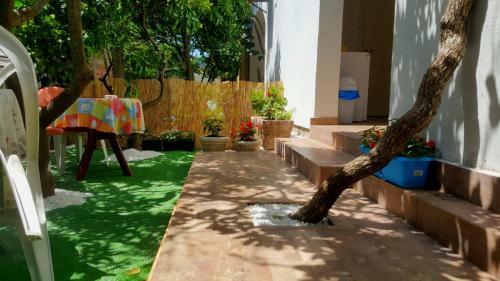 Hostal Garden Apartments