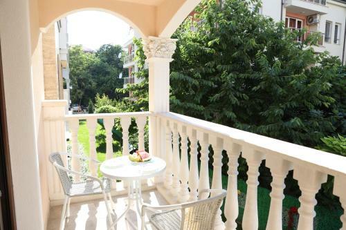 Valencia Gardens Luxury Apartments