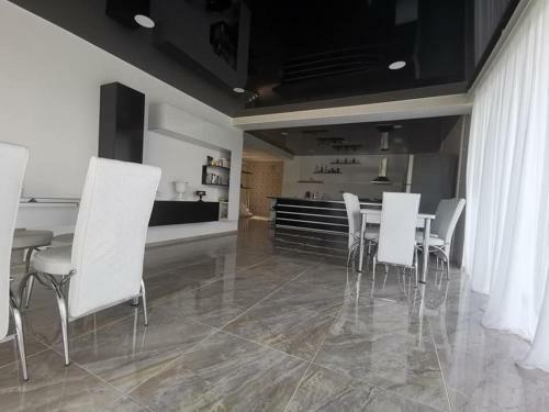 Hostal Guesthouse Neli&makho