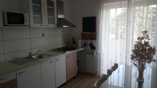 Apartments Ghedas