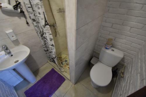 Hostal ?????? ???????