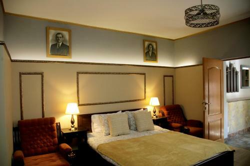 Vintage Apartment - Central 2bdr