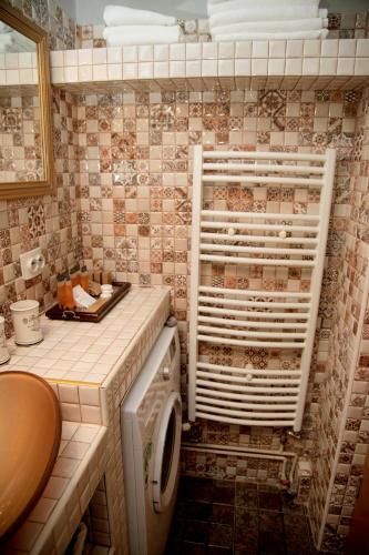 Vintage Apartment - Central 2bdr