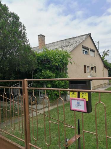 Kis Vitorl�s