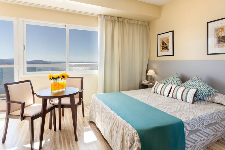 Hotel Iz�n Cavanna