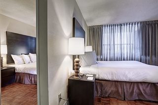Hotel Town Inn Suites