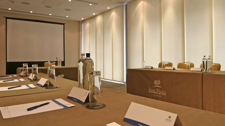 Hotel Park Plaza Cardiff