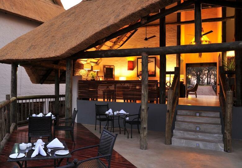 Hotel Victoria Falls Safari Lodge