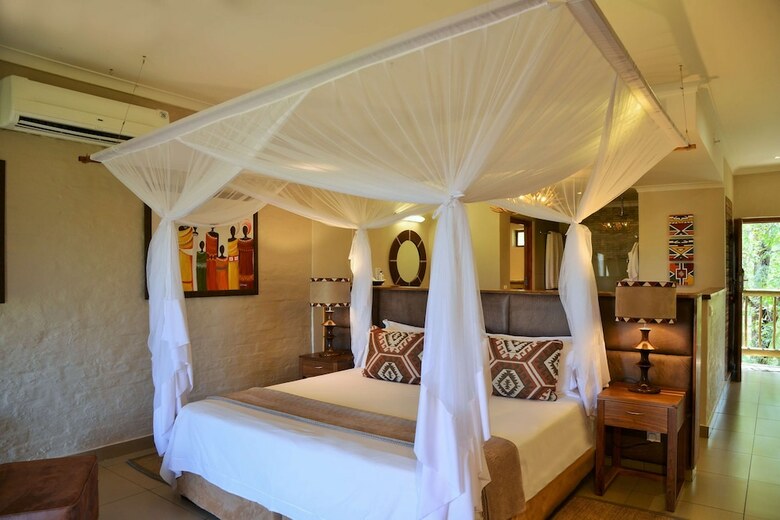 Hotel Victoria Falls Safari Lodge