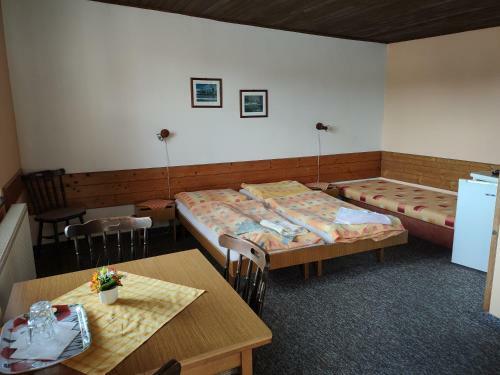 Hostal Penzi�n M�ria