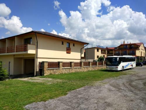 Hostal Penzi�n M�ria