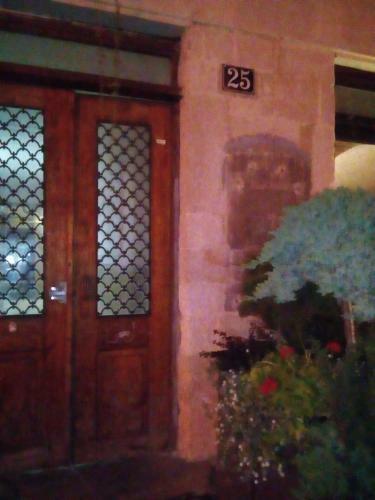 2 Bedroom Apartment On Ploshcha Rynok