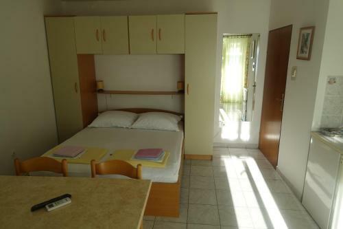 Apartments Galeb