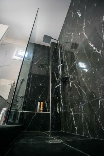 Diamond Lux Apartment