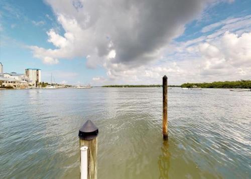 21530 Madera Rd - Bay Front Pool Home