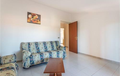 Stunning Apartment In Cuglieri With 2 Bedrooms