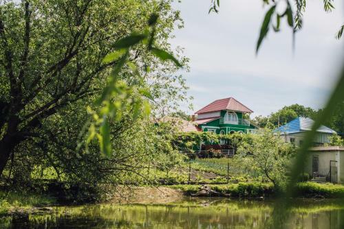 Agroturismo C?su?a De L�ng? Lac