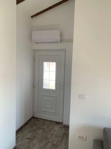 Apartma Labor?ek