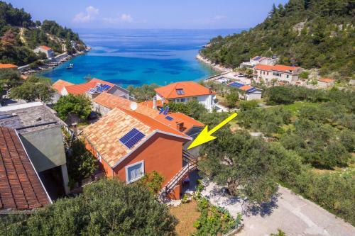 Holiday House Kata-babina