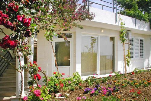 Apartments Villa Nada Podgora - Cdm05024-dyc