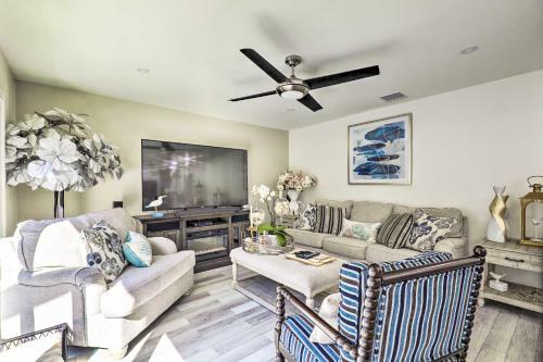 Pet-friendly Tampa Oasis About 15 Mi From Downtown!