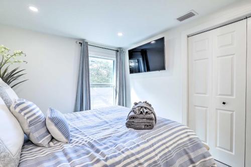 Pet-friendly Tampa Oasis About 15 Mi From Downtown!