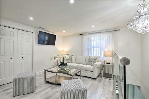 Pet-friendly Tampa Oasis About 15 Mi From Downtown!
