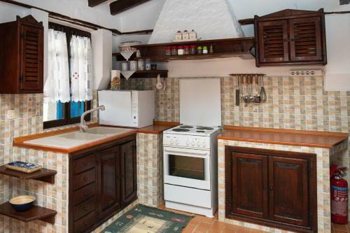 Sani Pine Villa