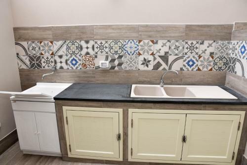 Hostal Dolcelina Home