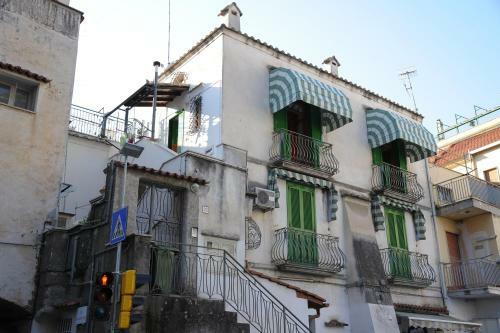 Daniela House