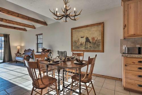 Luxury Cabin With Pond, Working Ranch Near Nevada, Mo