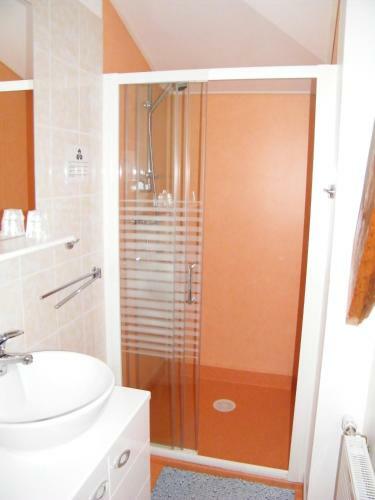 Hostal Maison Neuve Grandval