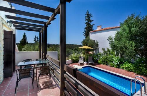 Apartamento Douliana Villas