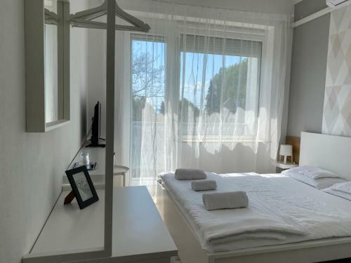 �lm�ny Balaton Hotel