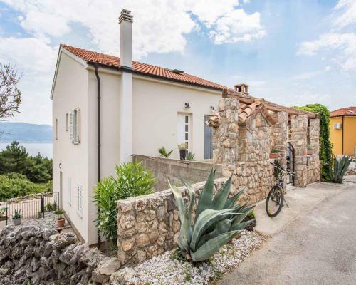 Apartment In Vrbnik/insel Krk 36858