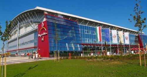 Szegf? Apartmanh�z