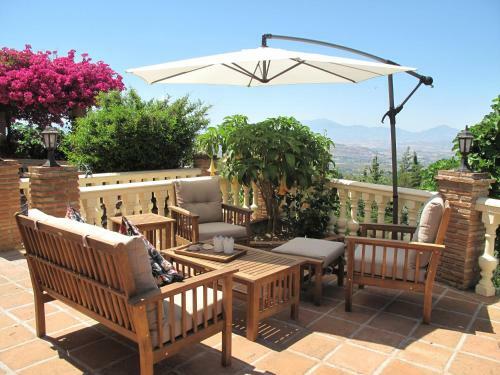 Alhaurin Holiday Villa