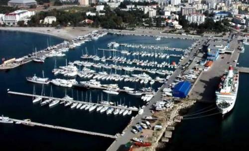 Hostal Rooms & Apartments Anka