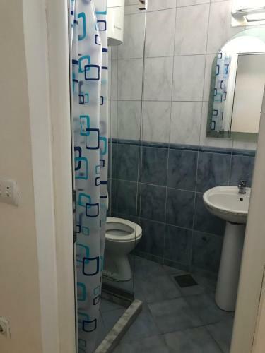 Hostal Tina Rooms
